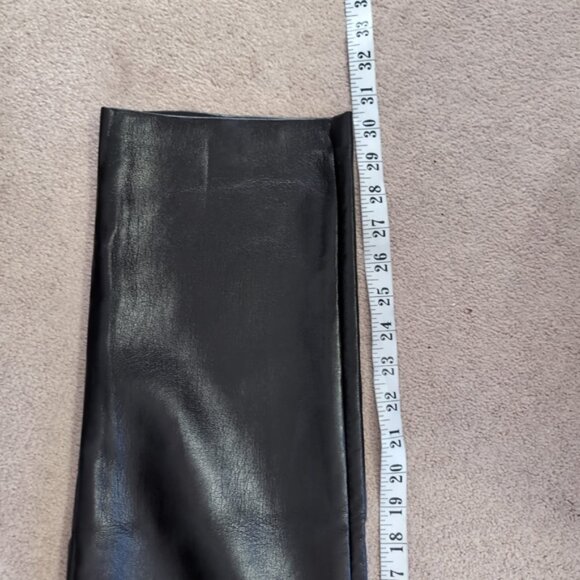 Size 8 😎 Aritzia Wilfred Melina Faux Leather High-Rise Straight-Leg Pant - Picture 3 of 6